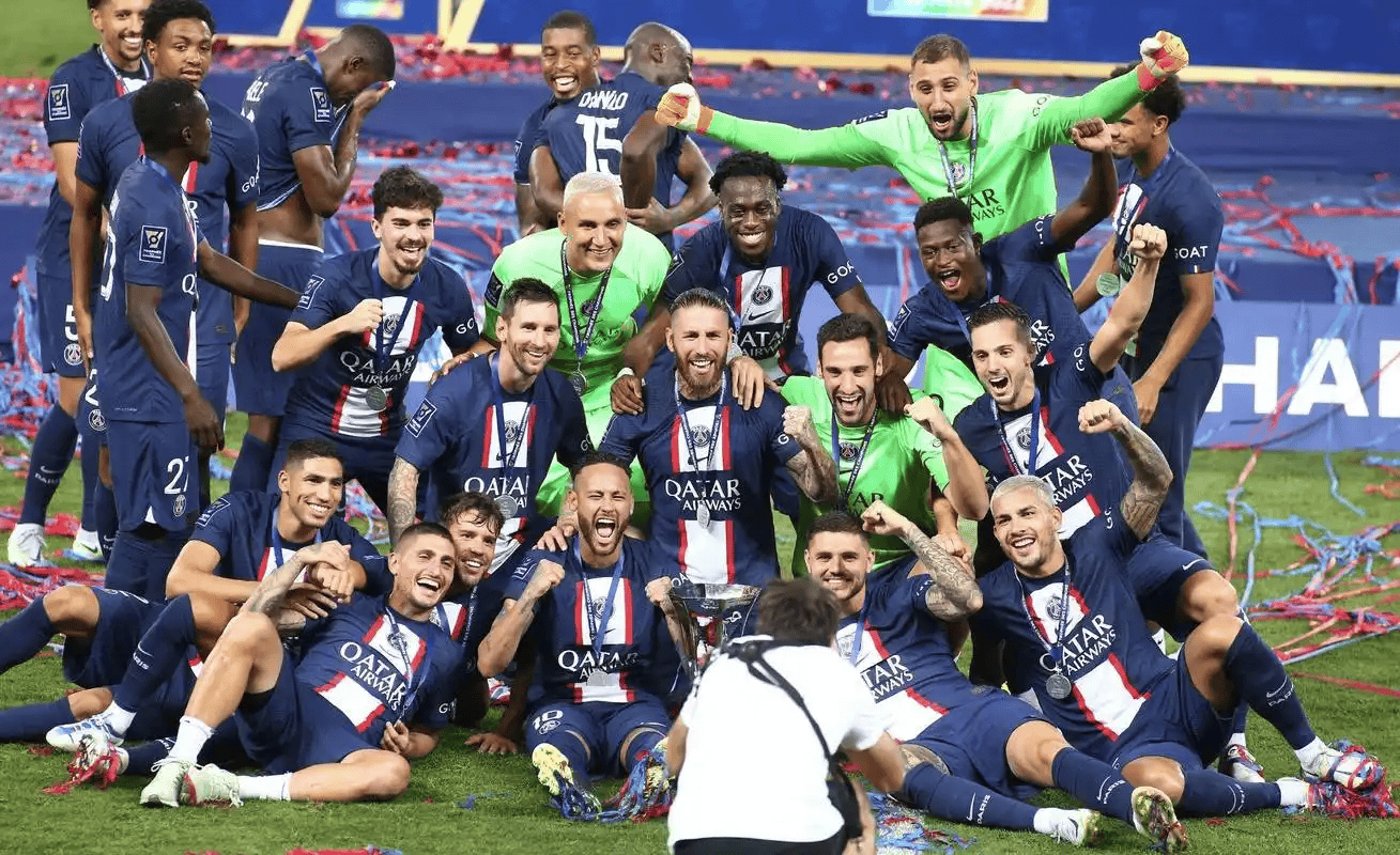 爱游戏-塔图姆在湖人比赛中连败斯图加特围绕法甲状态回暖,媒体一致点评:布莱顿迎亚冠关键赛的简单介绍